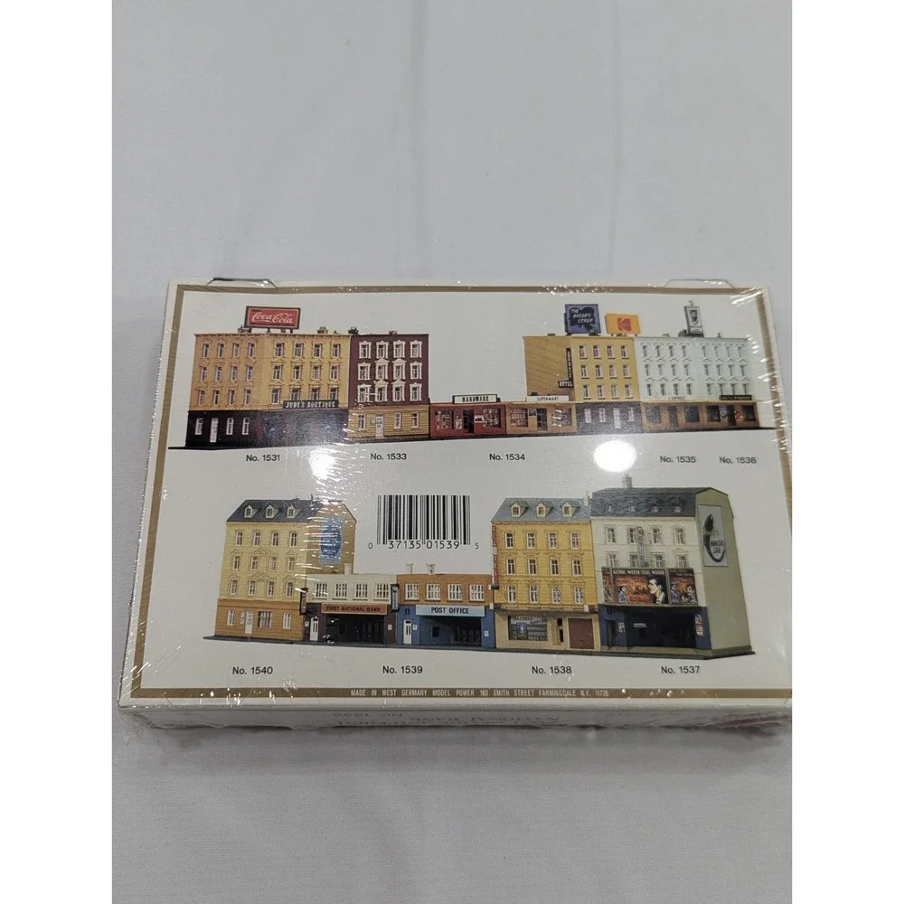Model Power 1539 N Scale Post Office & First National Bank model‎ Kit
